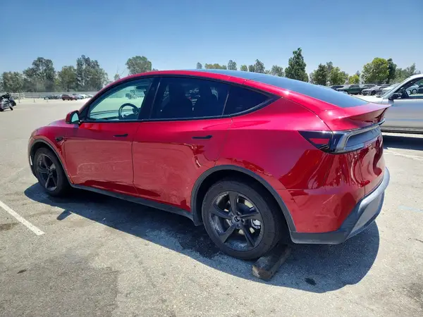 7SAYGDEE7TF348879 2026 TESLA MODEL Y - Image 2