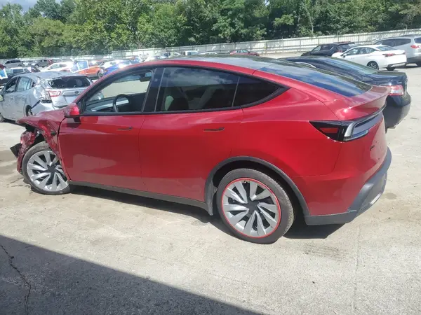 7SAYGDEE7TF363964 2026 TESLA MODEL Y - Image 2
