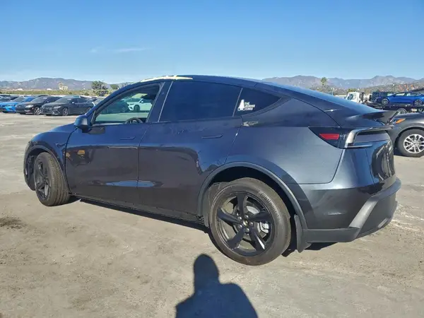 7SAYGDEE7TF364547 2026 TESLA MODEL Y - Image 2