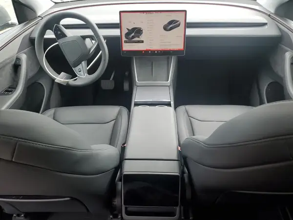 7SAYGDEE7TF370980 2026 TESLA MODEL Y - Image 8