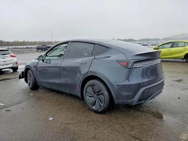 7SAYGDEE7TF386337 2026 TESLA MODEL Y - Image 2