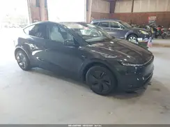 7SAYGDEE7TF387729 2026 TESLA MODEL Y