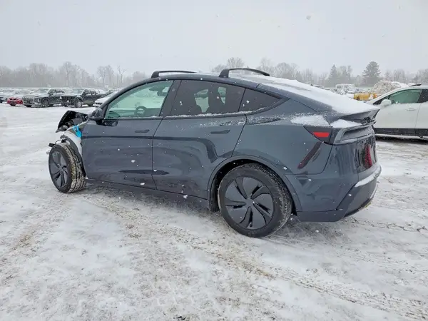 7SAYGDEE7TF403041 2026 TESLA MODEL Y - Image 2