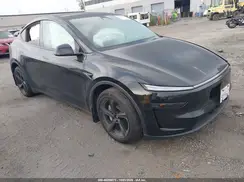 7SAYGDEE7TF418378 2026 TESLA MODEL Y