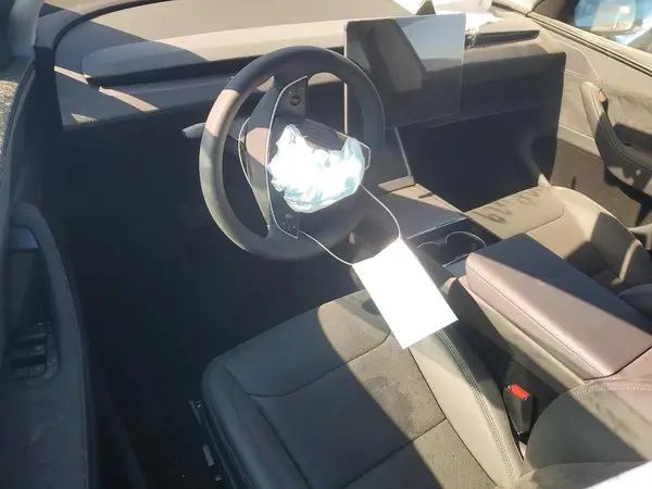 7SAYGDEE7TF438629 2026 TESLA MODEL Y - Image 8