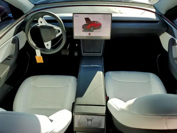 7SAYGDEE7TF446651 2026 TESLA MODEL Y - Image 8