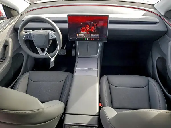 7SAYGDEE7TF450604 2026 TESLA MODEL Y - Image 8