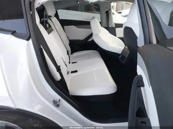 7SAYGDEE7TF516004 2026 TESLA MODEL Y - Image 8