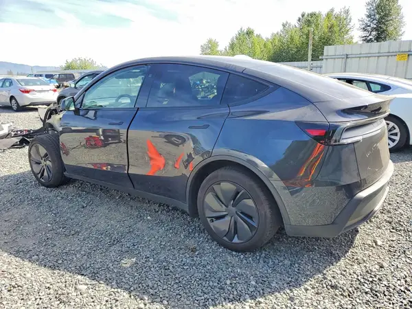 7SAYGDEE7TF517668 2026 TESLA MODEL Y - Image 2