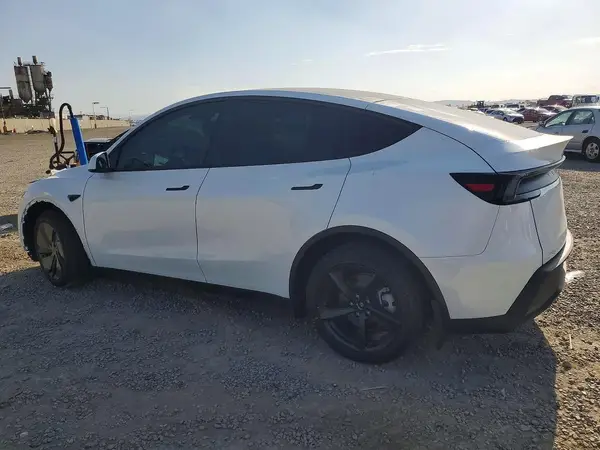 7SAYGDEE7TF532378 2026 TESLA MODEL Y - Image 2