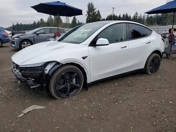 7SAYGDEE7TF554607 2026 TESLA MODEL Y - Image 1