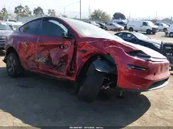 7SAYGDEE7TF556308 2026 TESLA MODEL Y
