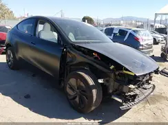 7SAYGDEE7TF560861 2026 TESLA MODEL Y