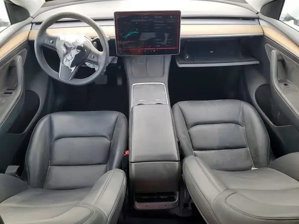7SAYGDEE8NA010875 2022 TESLA MODEL Y - Image 8