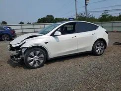 7SAYGDEE8NA011878 2022 TESLA MODEL Y
