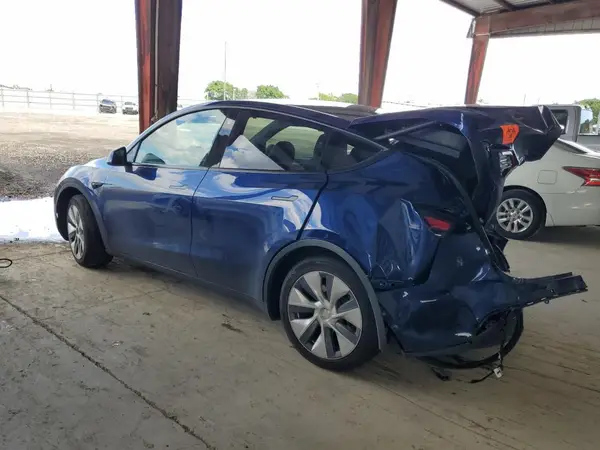 7SAYGDEE8NA015011 2022 TESLA MODEL Y - Image 2