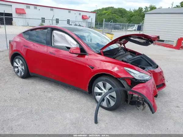 7SAYGDEE8NF308801 2022 TESLA MODEL Y - Image 1