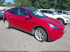 7SAYGDEE8NF310032 2022 TESLA MODEL Y