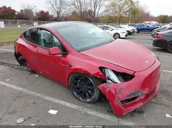 7SAYGDEE8NF310077 2022 TESLA MODEL Y