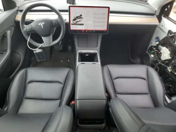 7SAYGDEE8NF316106 2022 TESLA MODEL Y - Image 8