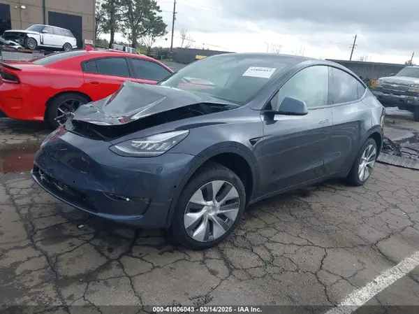 7SAYGDEE8NF317482 2022 TESLA MODEL Y - Image 2