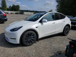 7SAYGDEE8NF320477 2022 TESLA MODEL Y