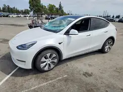 7SAYGDEE8NF327641 2022 TESLA MODEL Y