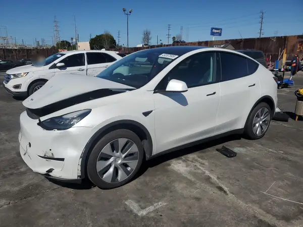7SAYGDEE8NF340096 2022 TESLA MODEL Y - Image 1