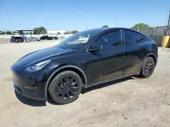 7SAYGDEE8NF345735 2022 TESLA MODEL Y