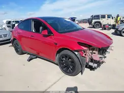 7SAYGDEE8NF351681 2022 TESLA MODEL Y