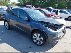 7SAYGDEE8NF354029 2022 TESLA MODEL Y