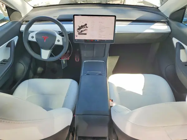 7SAYGDEE8NF360929 2022 TESLA MODEL Y - Image 8