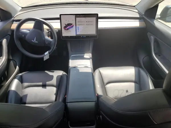 7SAYGDEE8NF360963 2022 TESLA MODEL Y - Image 8