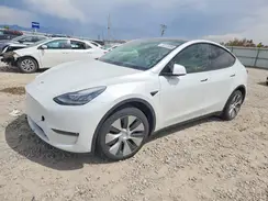 7SAYGDEE8NF369792 2022 TESLA MODEL Y