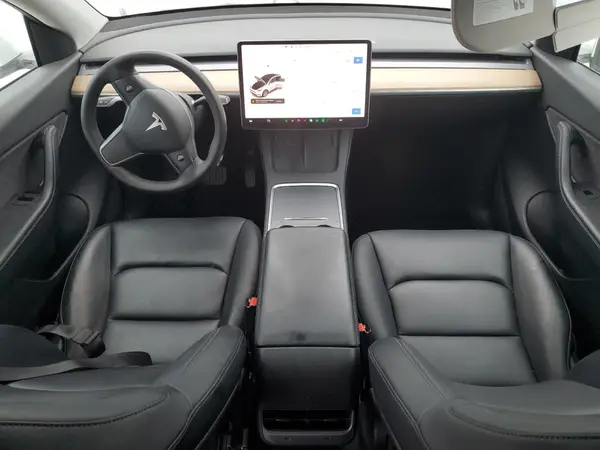 7SAYGDEE8NF372420 2022 TESLA MODEL Y - Image 8