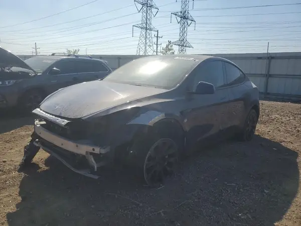 7SAYGDEE8NF387306 2022 TESLA MODEL Y - Image 1