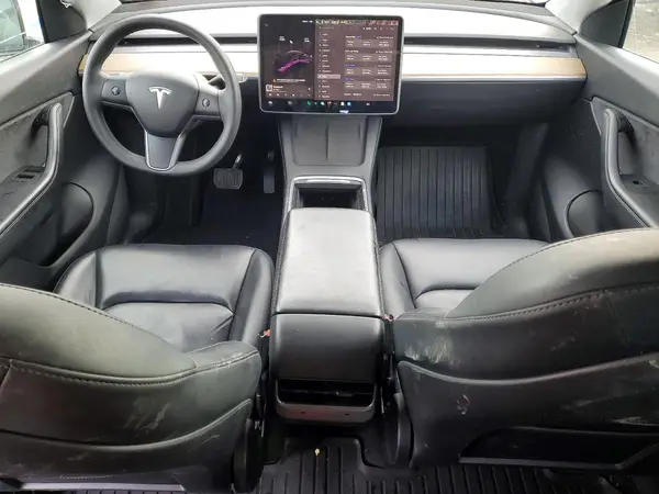 7SAYGDEE8NF399469 2022 TESLA MODEL Y - Image 8