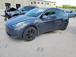 7SAYGDEE8NF419669 2022 TESLA MODEL Y