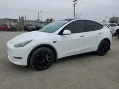 7SAYGDEE8NF422636 2022 TESLA MODEL Y