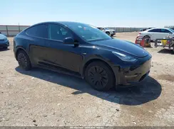 7SAYGDEE8NF427139 2022 TESLA MODEL Y