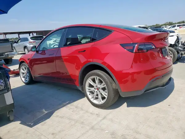 7SAYGDEE8NF431482 2022 TESLA MODEL Y - Image 2