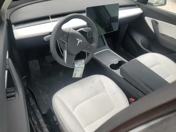 7SAYGDEE8NF431644 2022 TESLA MODEL Y - Image 8