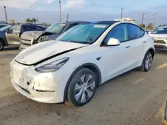 7SAYGDEE8NF435497 2022 TESLA MODEL Y