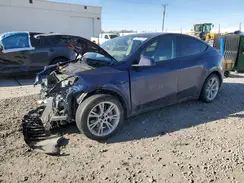 7SAYGDEE8NF439372 2022 TESLA MODEL Y