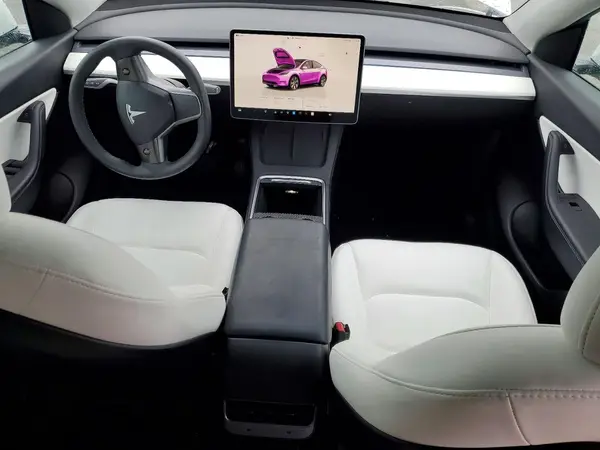 7SAYGDEE8NF444622 2022 TESLA MODEL Y - Image 8
