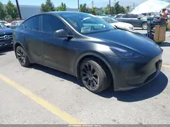 7SAYGDEE8NF447293 2022 TESLA MODEL Y