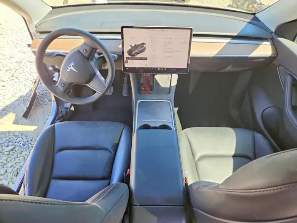 7SAYGDEE8NF451375 2022 TESLA MODEL Y - Image 8