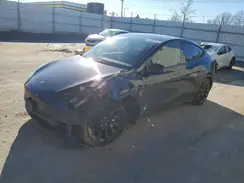 7SAYGDEE8NF480018 2022 TESLA MODEL Y