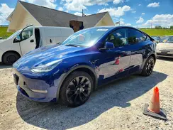 7SAYGDEE8NF480245 2022 TESLA MODEL Y