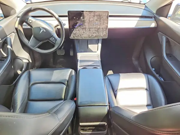 7SAYGDEE8NF480245 2022 TESLA MODEL Y - Image 8